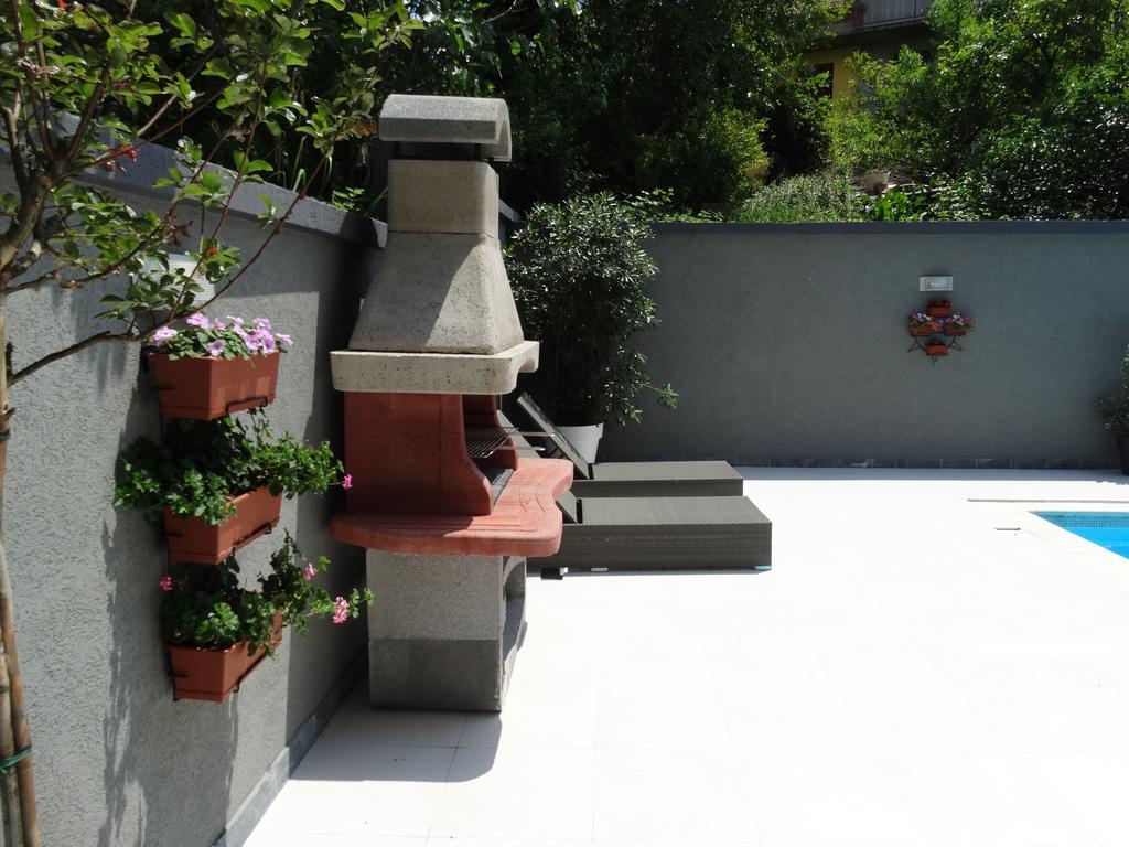 Agape Apartments Tivat Eksteriør billede
