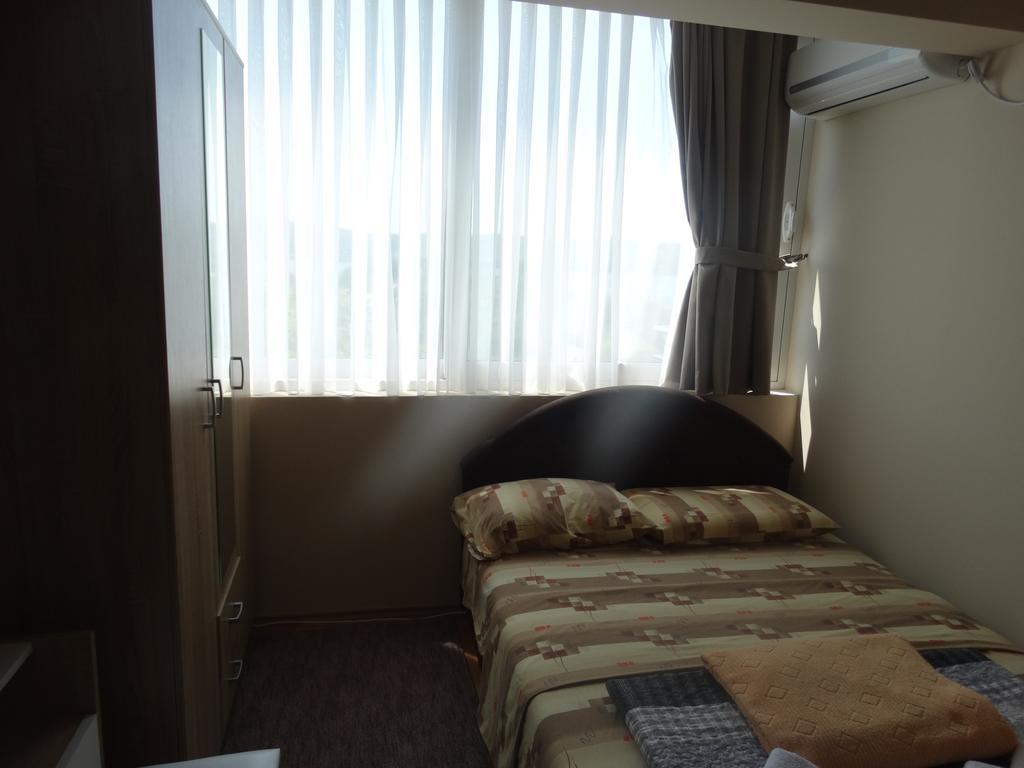 Agape Apartments Tivat Eksteriør billede